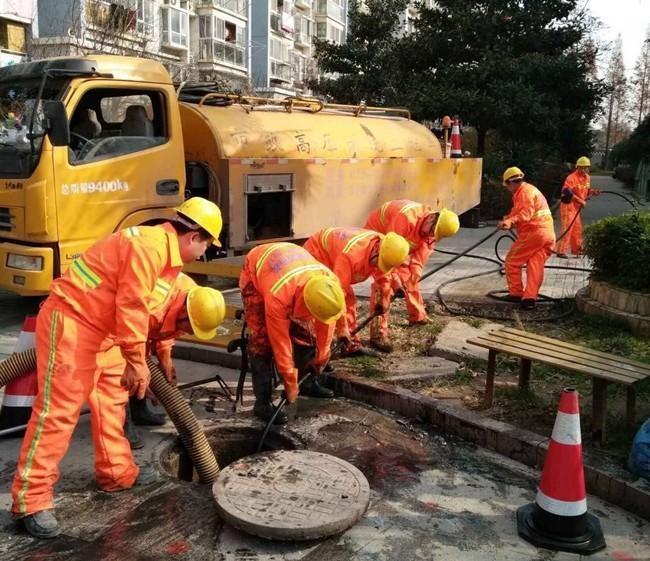 乌拉特中市政管道清淤