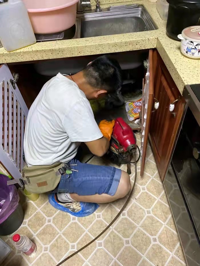 乌拉特中通下水道